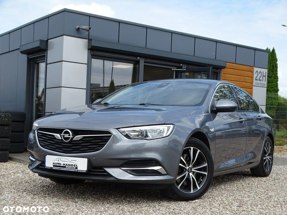 Opel Insignia - 1