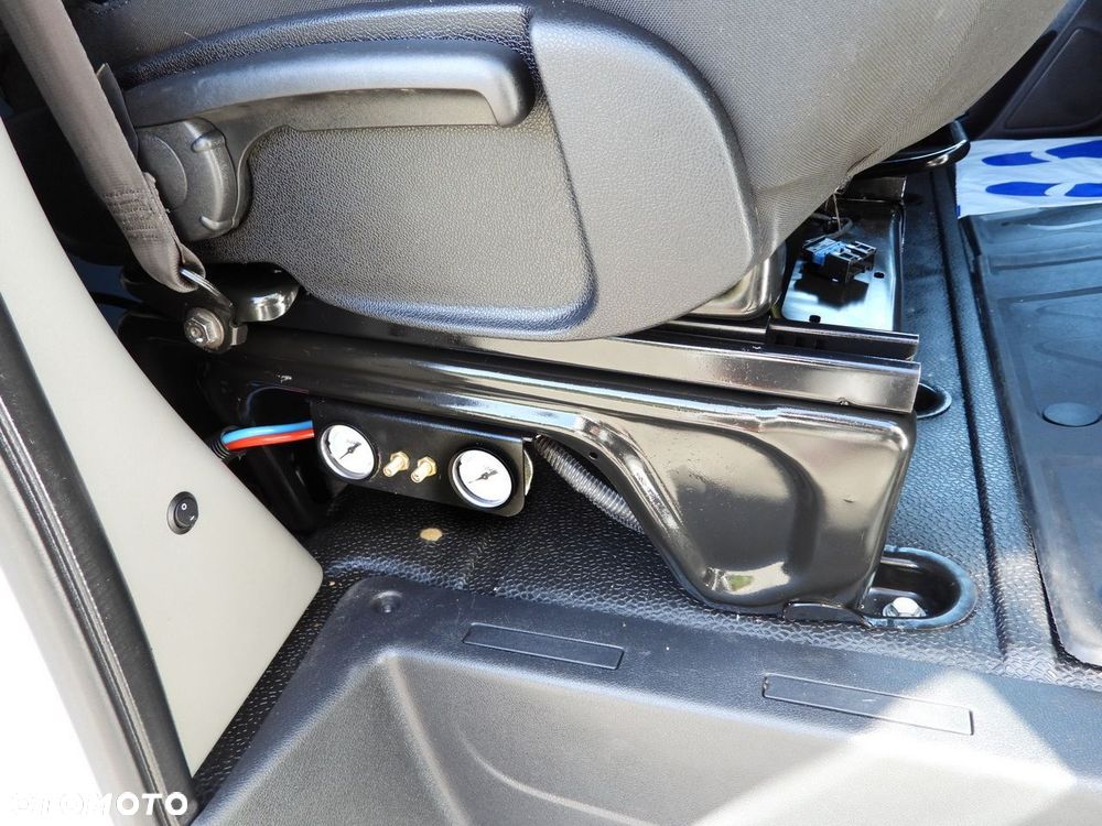 Renault MASTER PLANDEKA 10 PALET WEBASTO TEMPOMAT LEDY PNEUMATYKA KLIMATYZACJA  165KM - 37