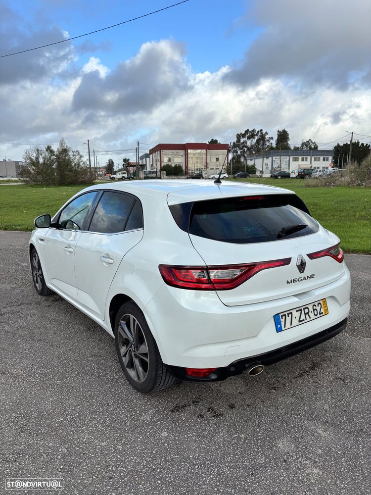 Renault Mégane TCe 140 GPF BOSE EDITION - 6