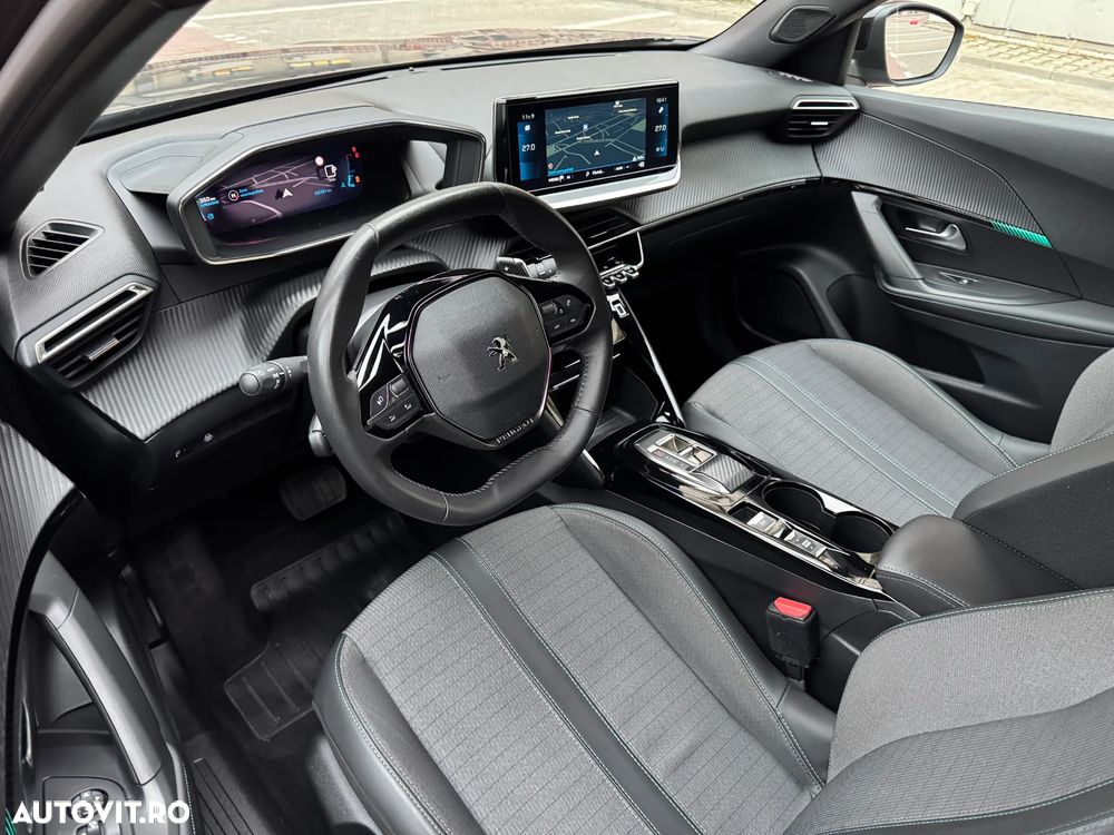 Peugeot 2008 PureTech 130 EAT8 Allure Pack - 10