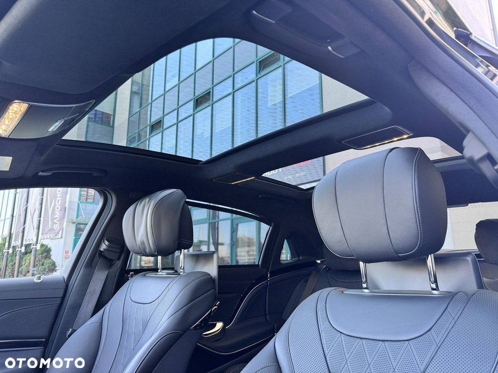 Mercedes-Benz Klasa S 560 4-Matic L 9G-TRONIC - 35