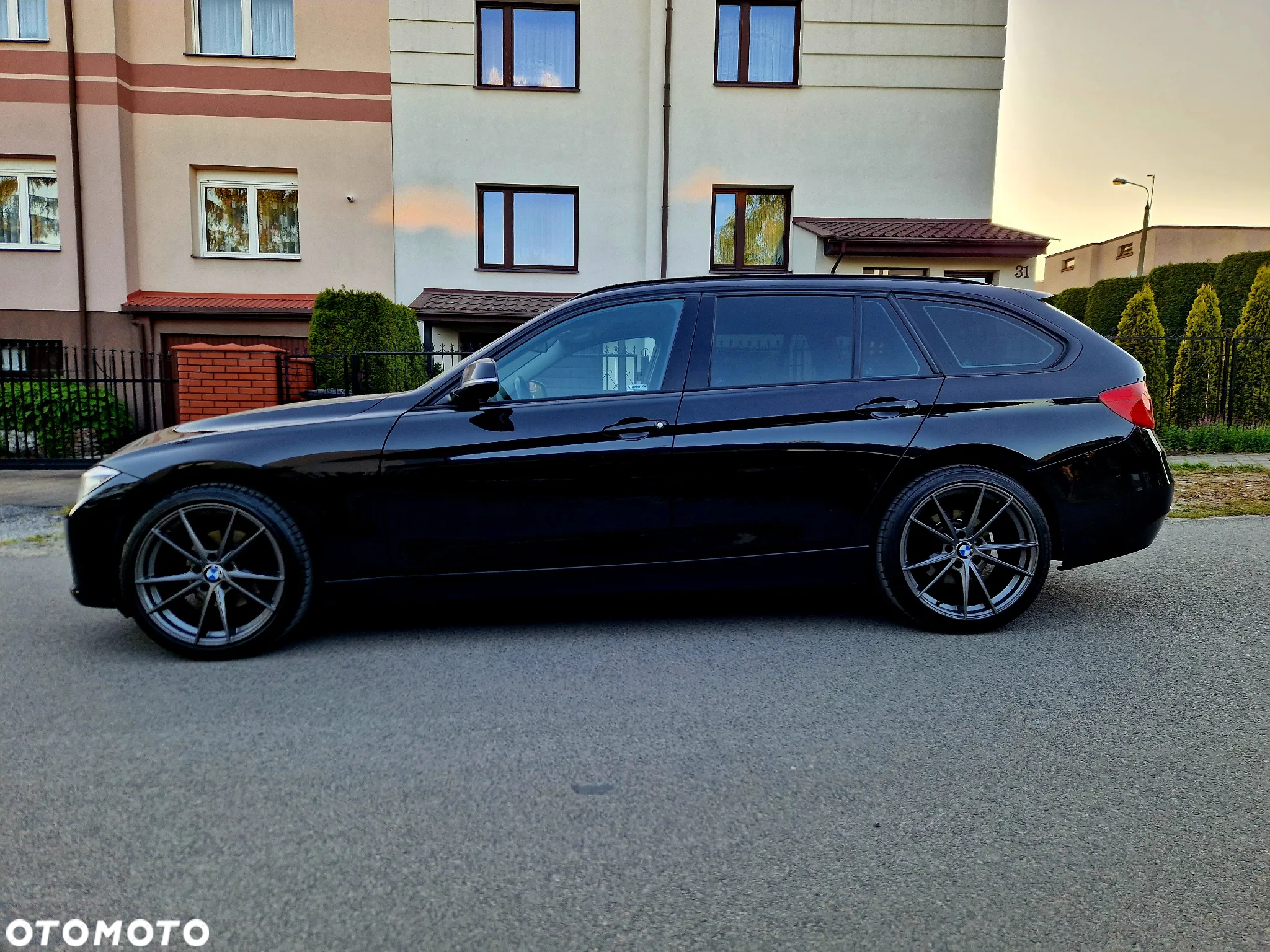 BMW Seria 3 320d Touring Sport Line - 39