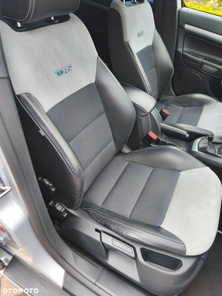 Skoda Octavia 2.0 TDI DPF RS - 16