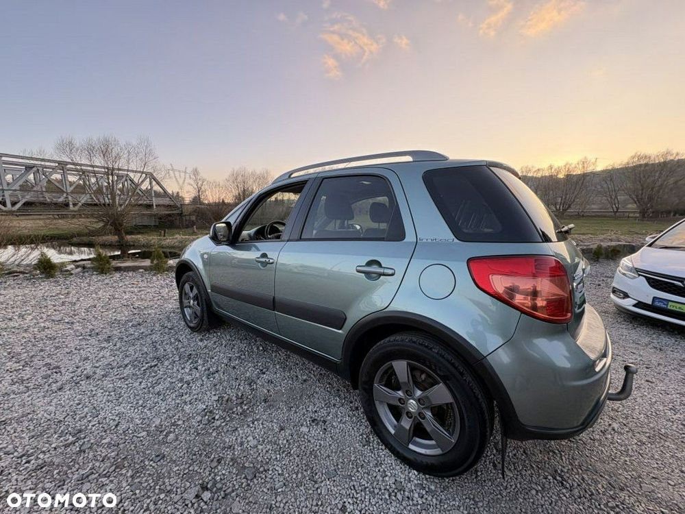 Suzuki SX4 - 10