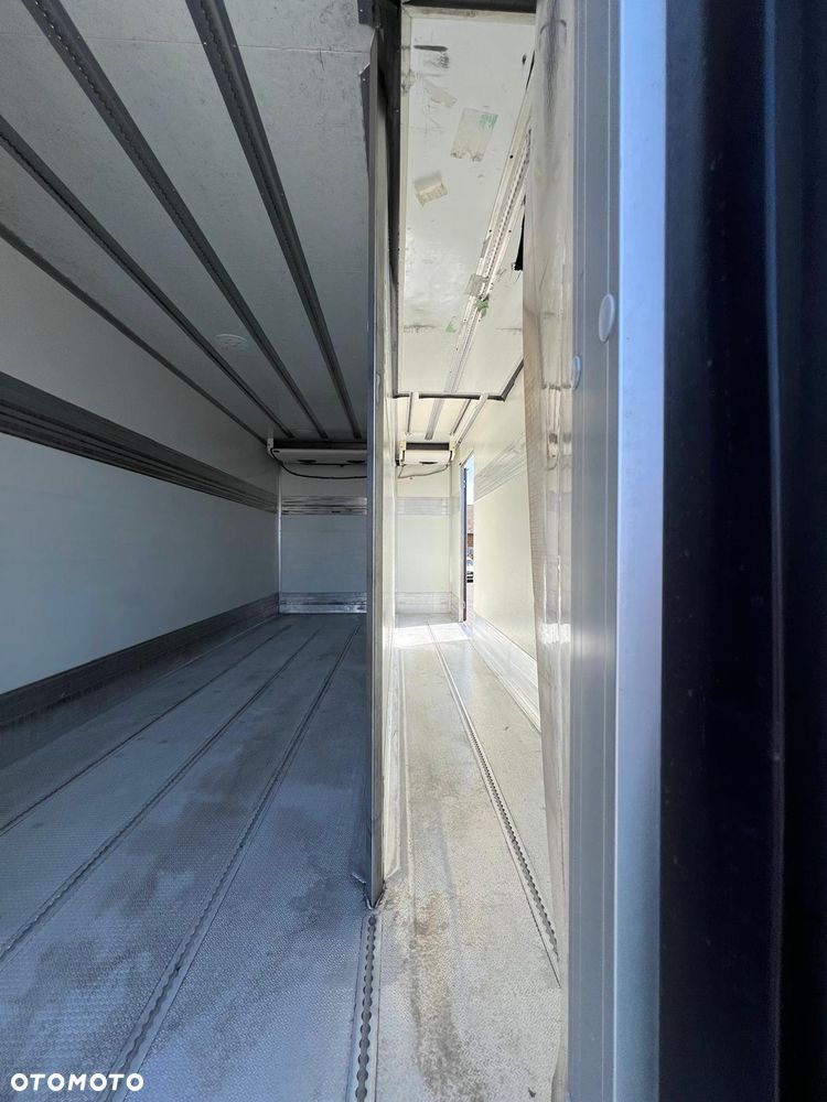 Iveco EUROCARGO 120E25 EURO 6 CHŁODNIA+WINDA+DRZWI+BOCZNE DRZWI 12.250 12-250 1225 - 9