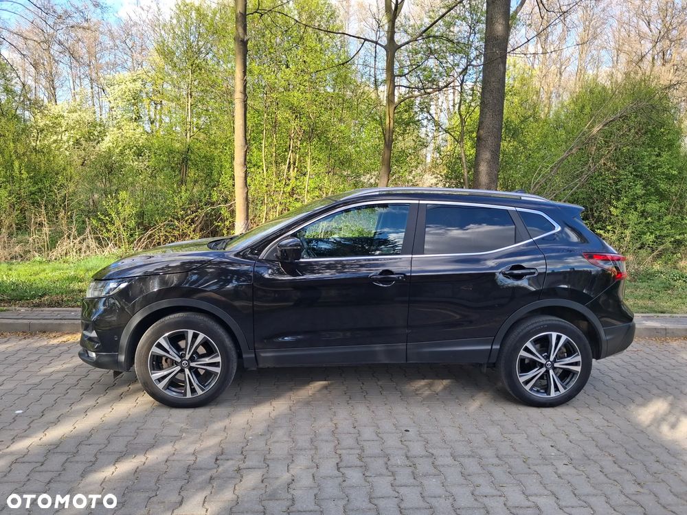 Nissan Qashqai 1.3 DIG-T N-Connecta DCT - 1