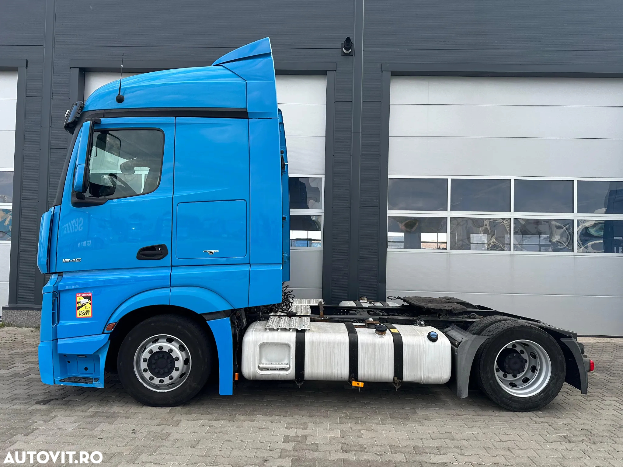 Mercedes-Benz Actros 1845 Mega - 10