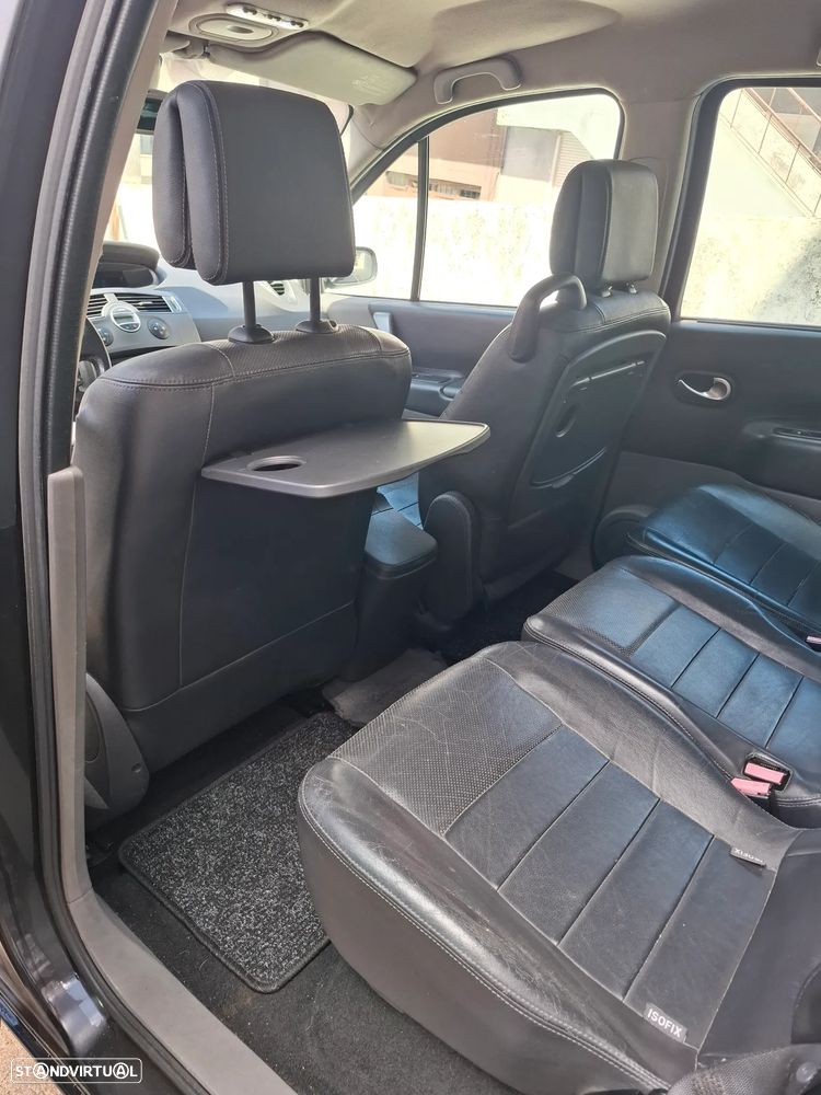 Renault Scénic 1.5 dCi Dynamique S - 12