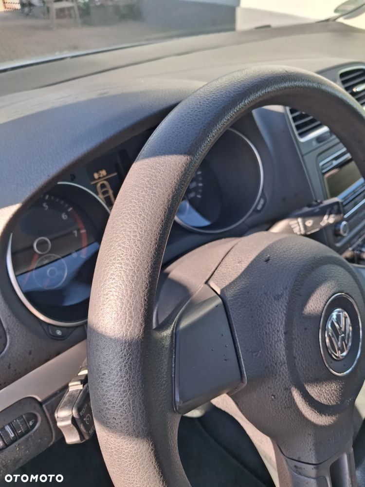 Volkswagen Golf - 11