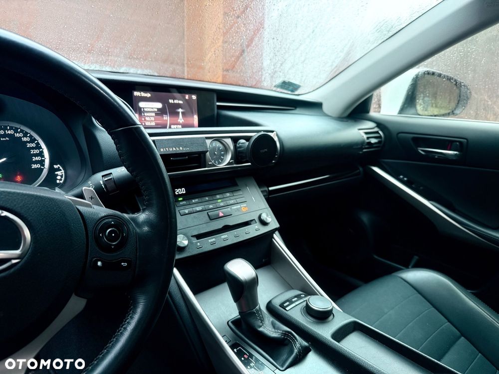 Lexus IS 250 Elegance - 18