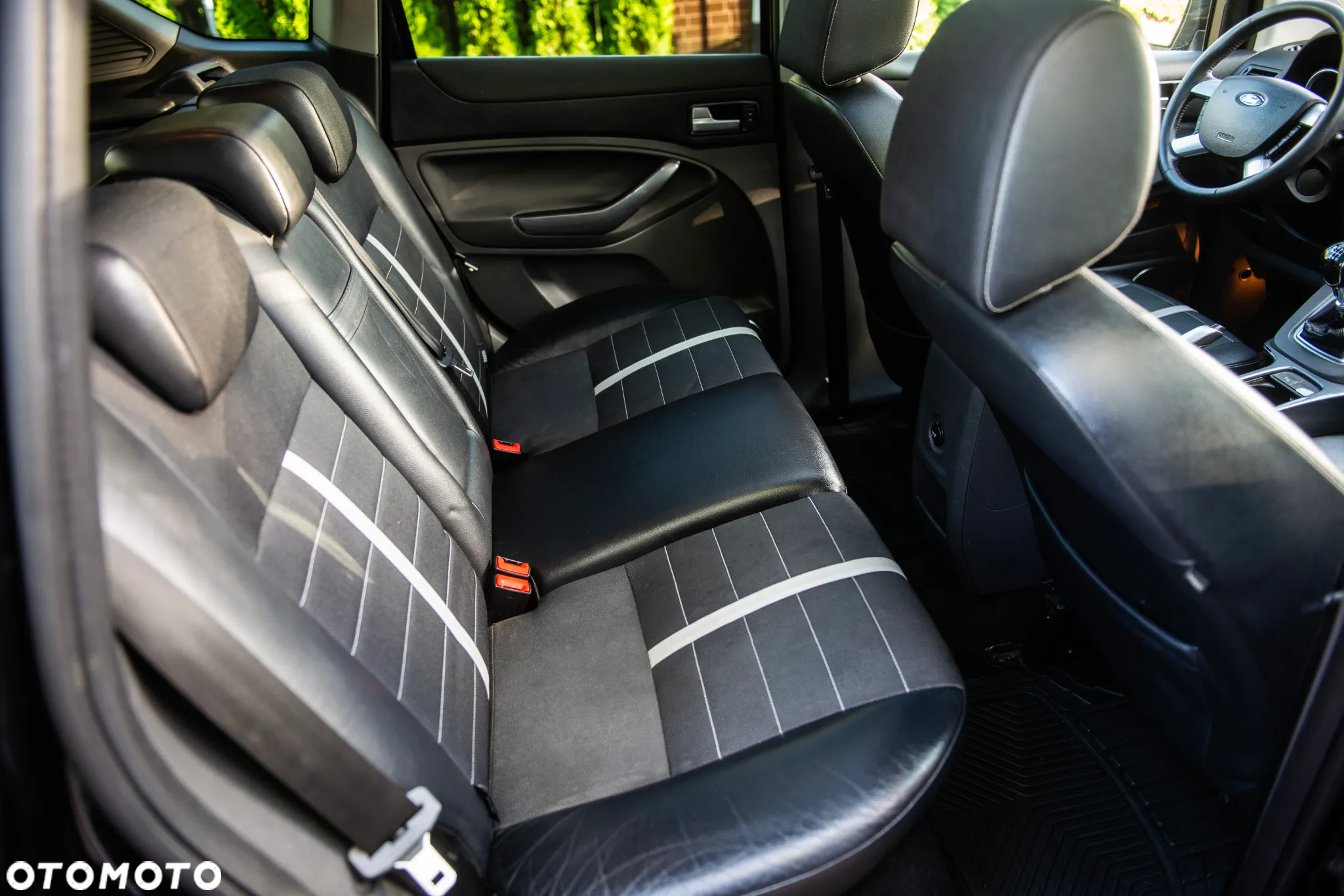 Ford Kuga 2.0 TDCi 4WD Titanium - 23