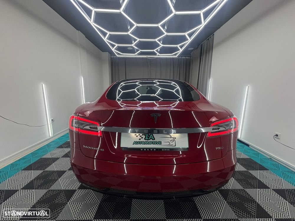 Tesla Model S ver-75 - 5