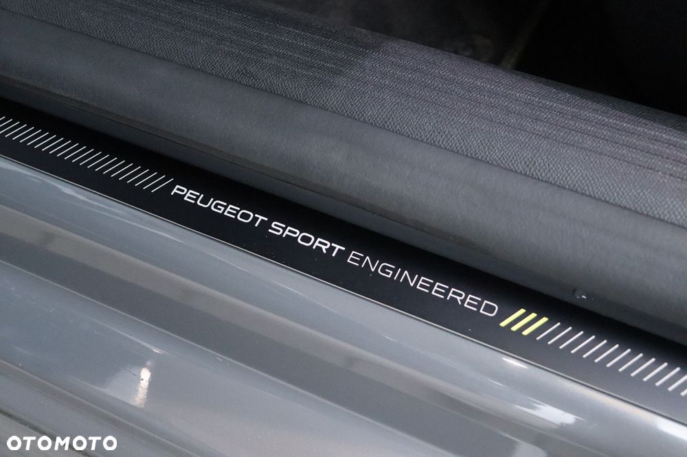 Peugeot 508 Plug-In Hybrid SPORT ENGINEERED - 12