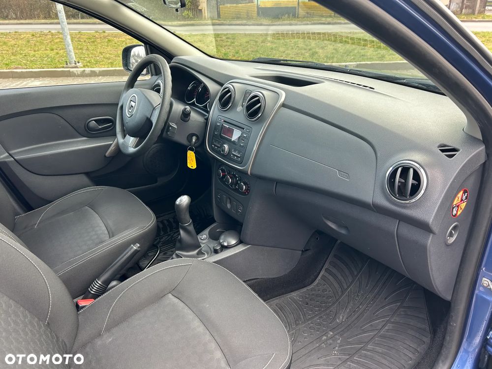 Dacia Sandero 1.2 16V 75 Laureate - 25