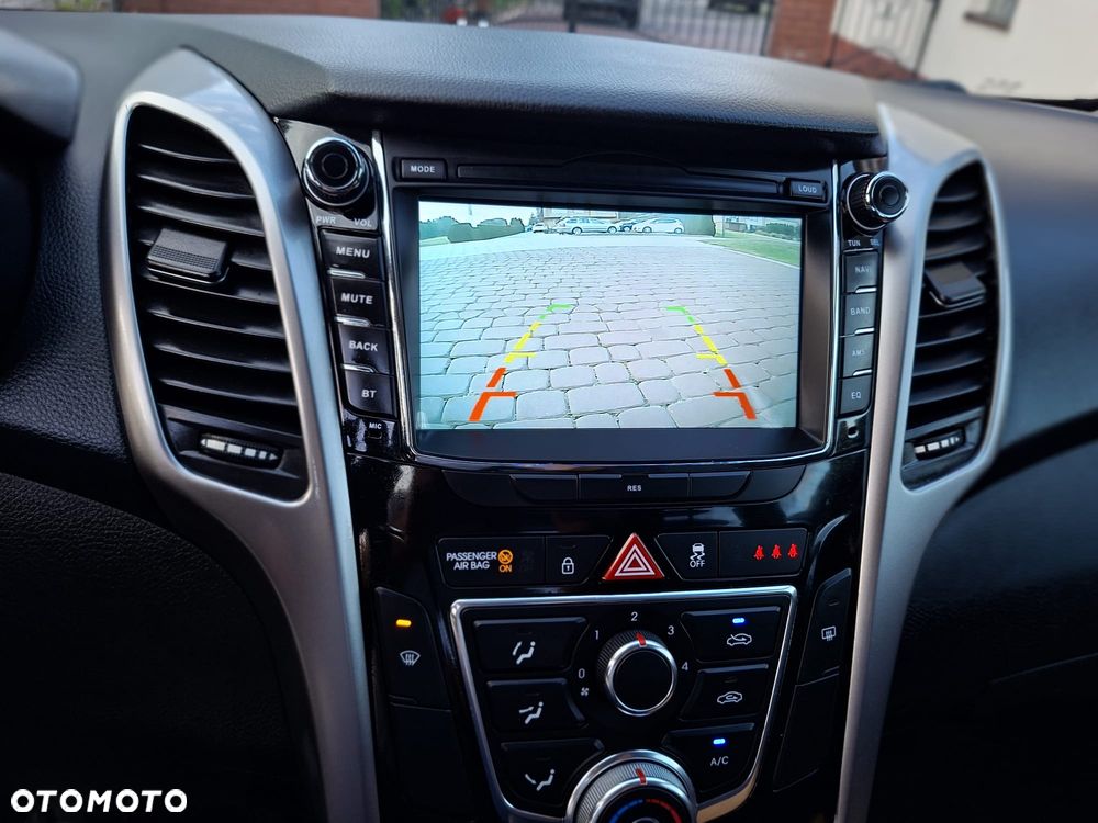 Hyundai i30 1.4 CRDi Comfort - 19