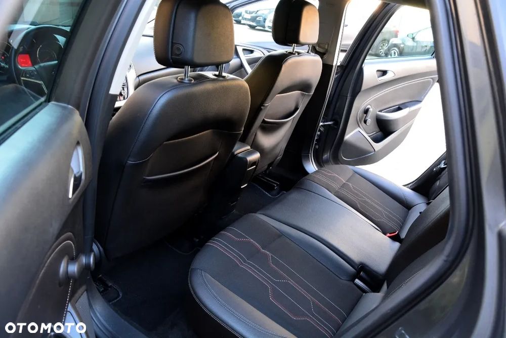 Opel Astra 1.4 Turbo Sports Tourer 150 Jahre - 13