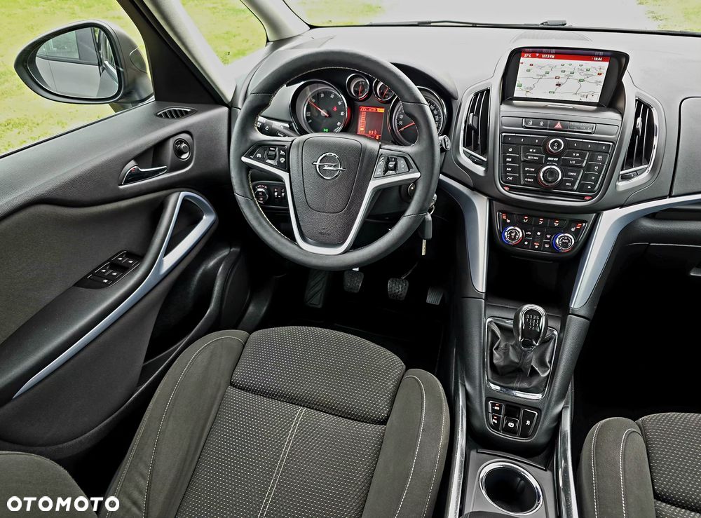 Opel Zafira - 22