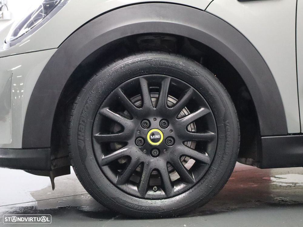 MINI 3 Portas Cooper SE Classic - 23
