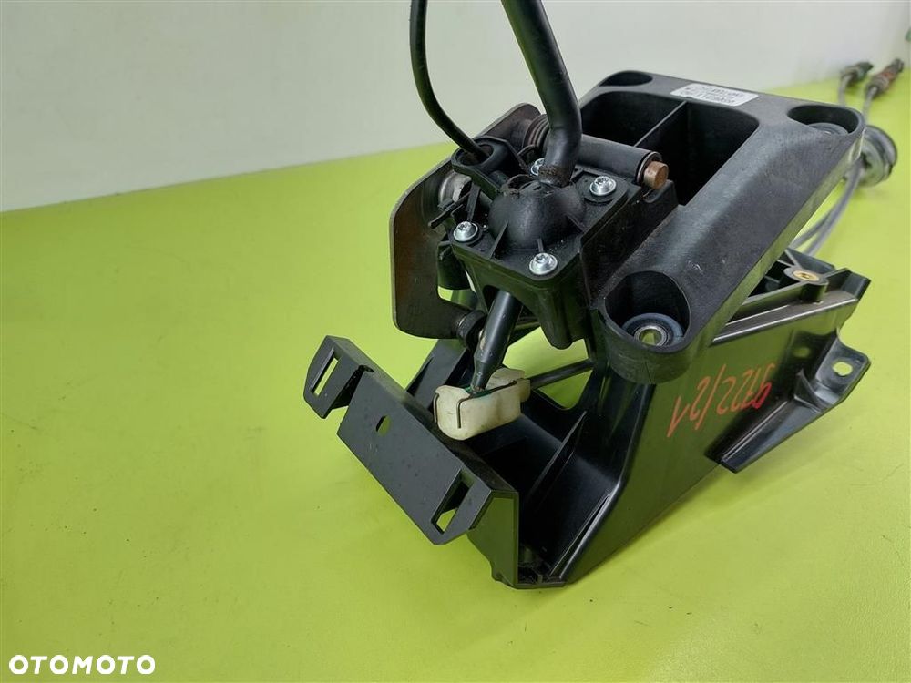 Mechanizm zmiany biegów lewarek Dodge Caliber  2.0B 156KM 2006-2011 - 3