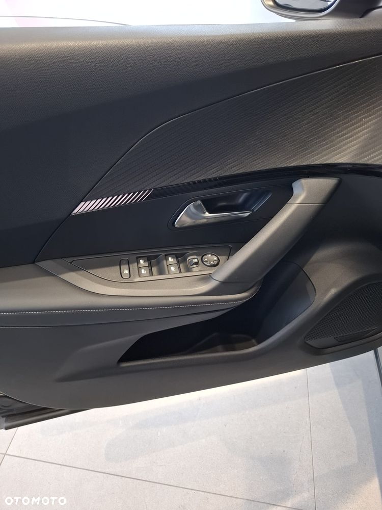 Peugeot 2008 PureTech mHEV Allure e-DCS6 - 9