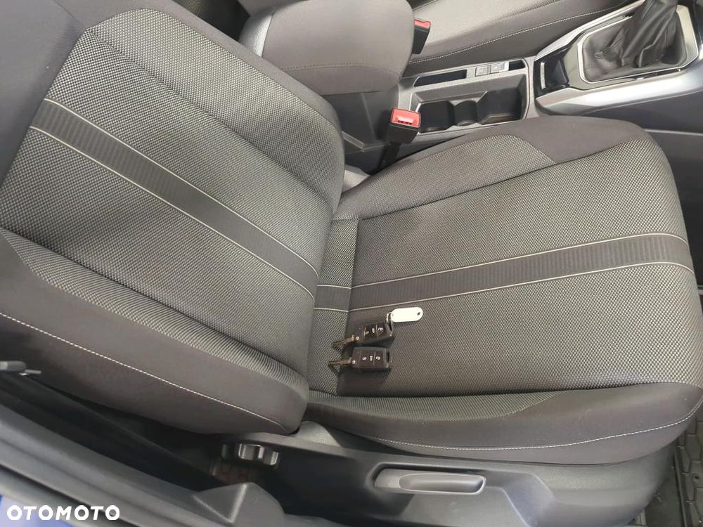 Volkswagen T-Roc 1.5 TSI Life - 16