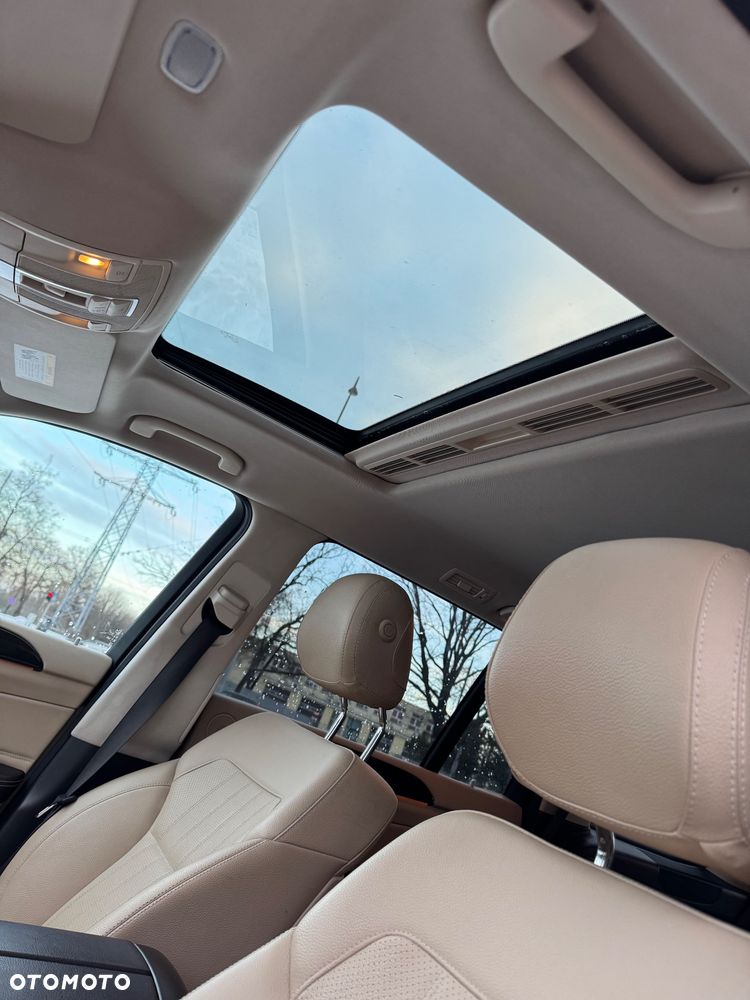Mercedes-Benz GLS - 10