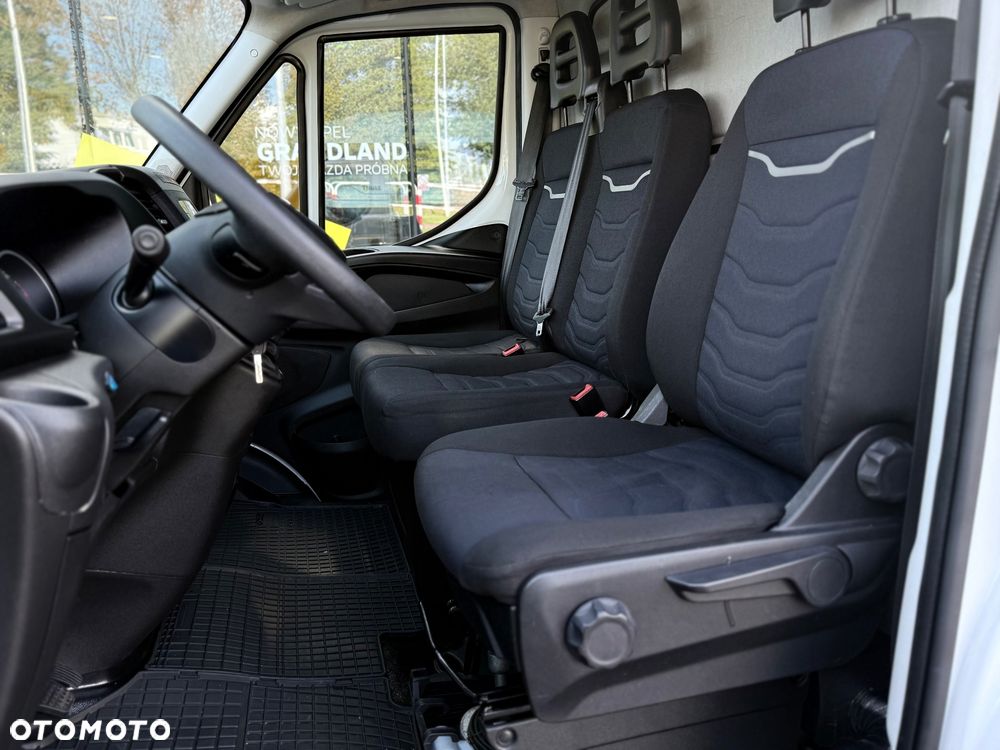 Iveco DAILY - 11