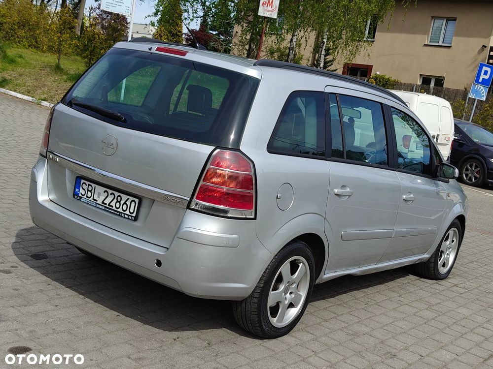 Opel Zafira 1.9 CDTI Catch me - 10