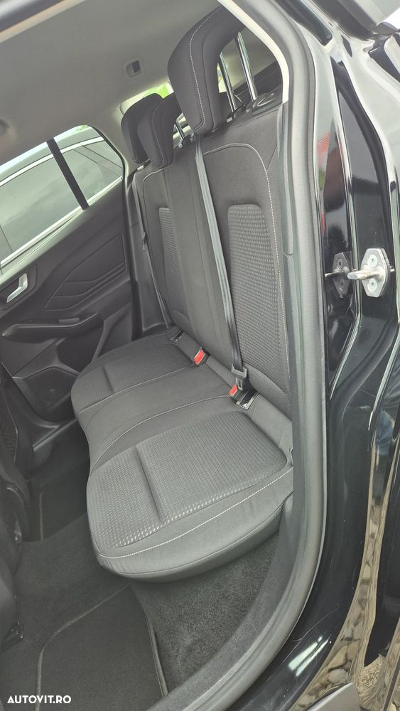 Ford Focus 1.5 EcoBlue Start-Stopp-System TITANIUM X - 6