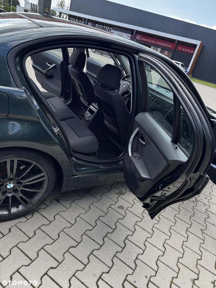 BMW Seria 3 320i - 11