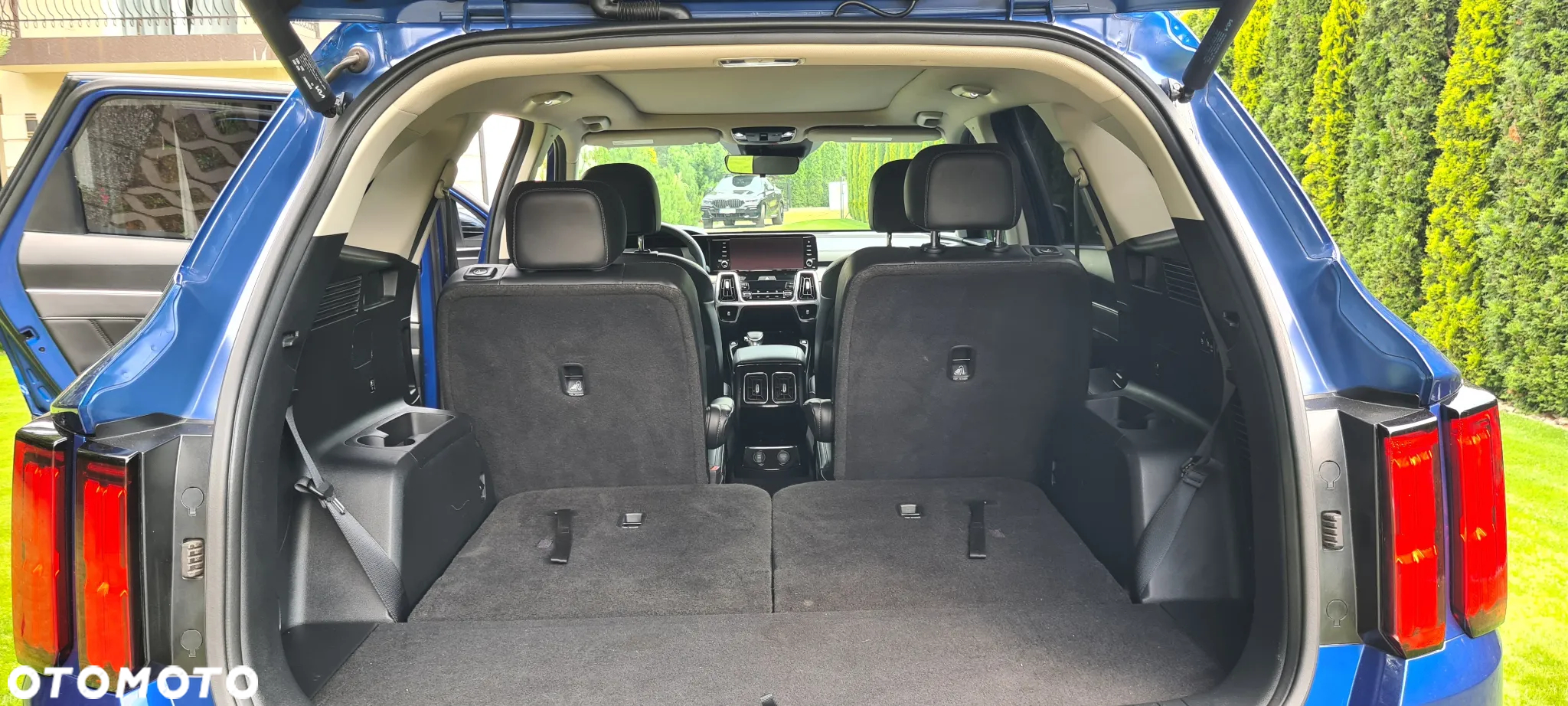 Kia Sorento - 12