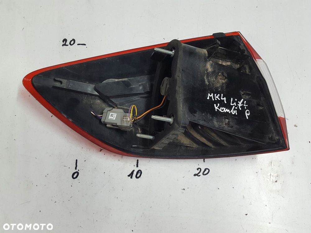 FORD MONDEO MK4 LIFT 10-14r KOMBI LAMPA PRAWA TYŁ - 3