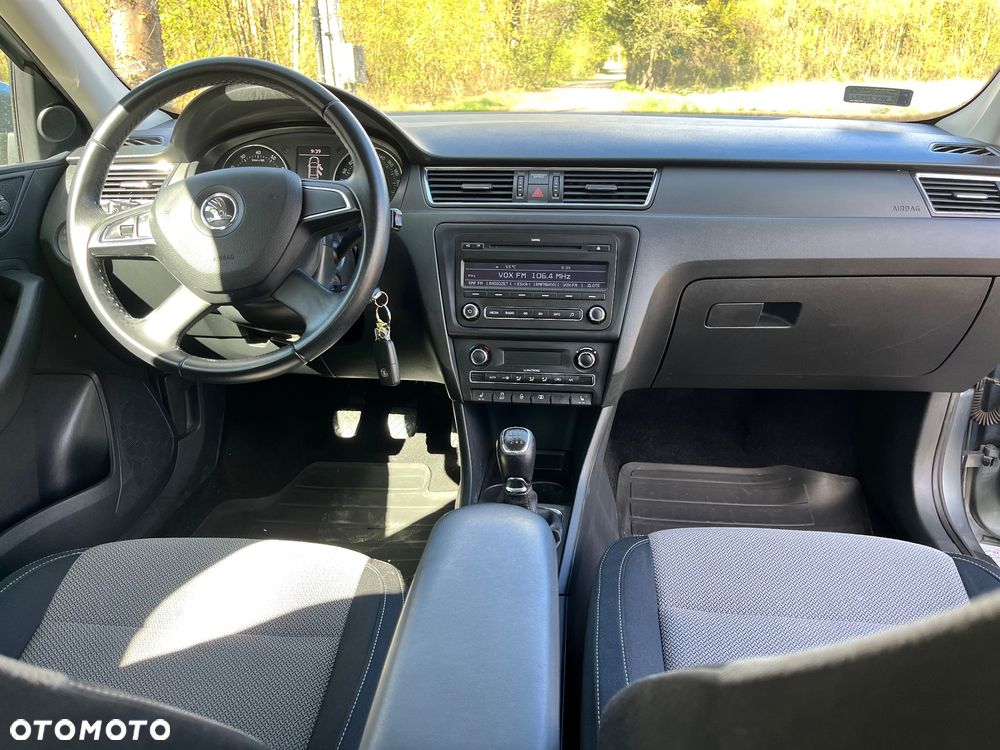 Skoda RAPID 1.2 TSI Elegance - 10