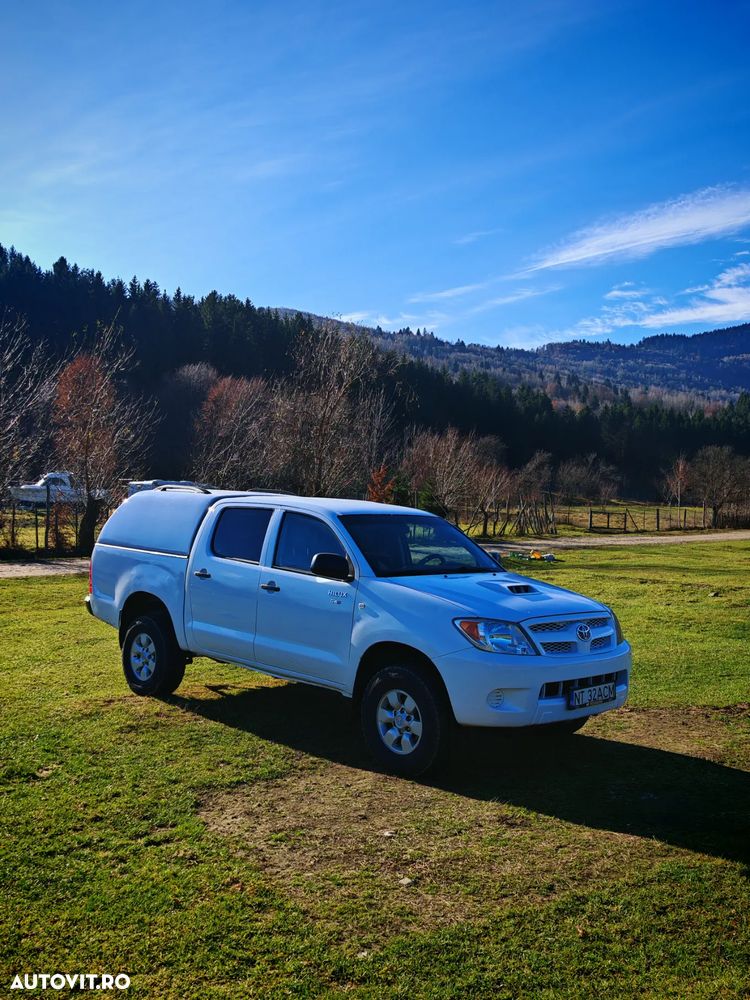 Toyota Hilux - 4