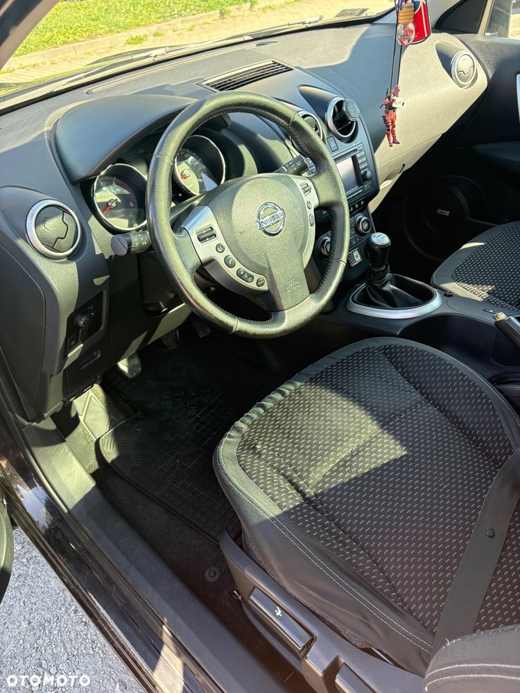 Nissan Qashqai+2 - 5