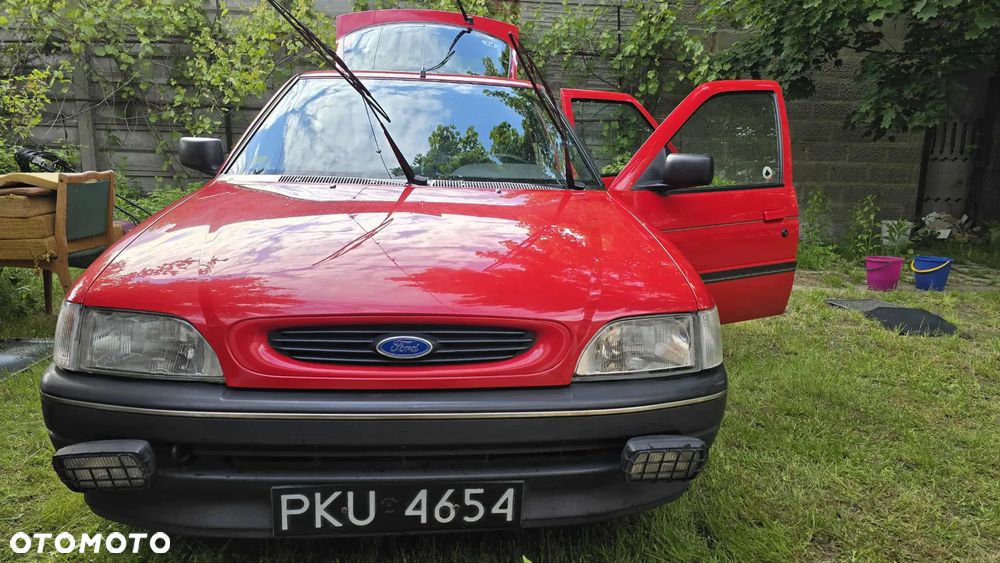 Ford Escort 1.3 CL - 4