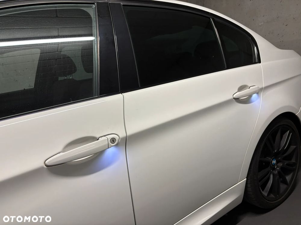 BMW Seria 3 320i Edition Sport - 11