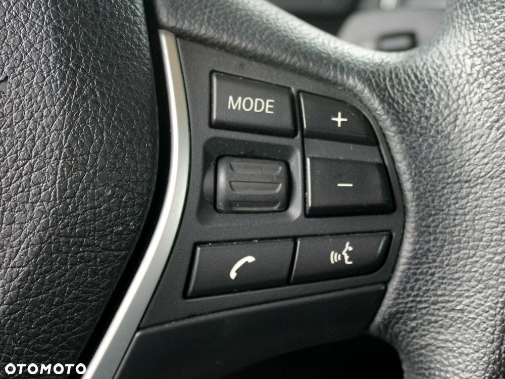 BMW Seria 1 - 27