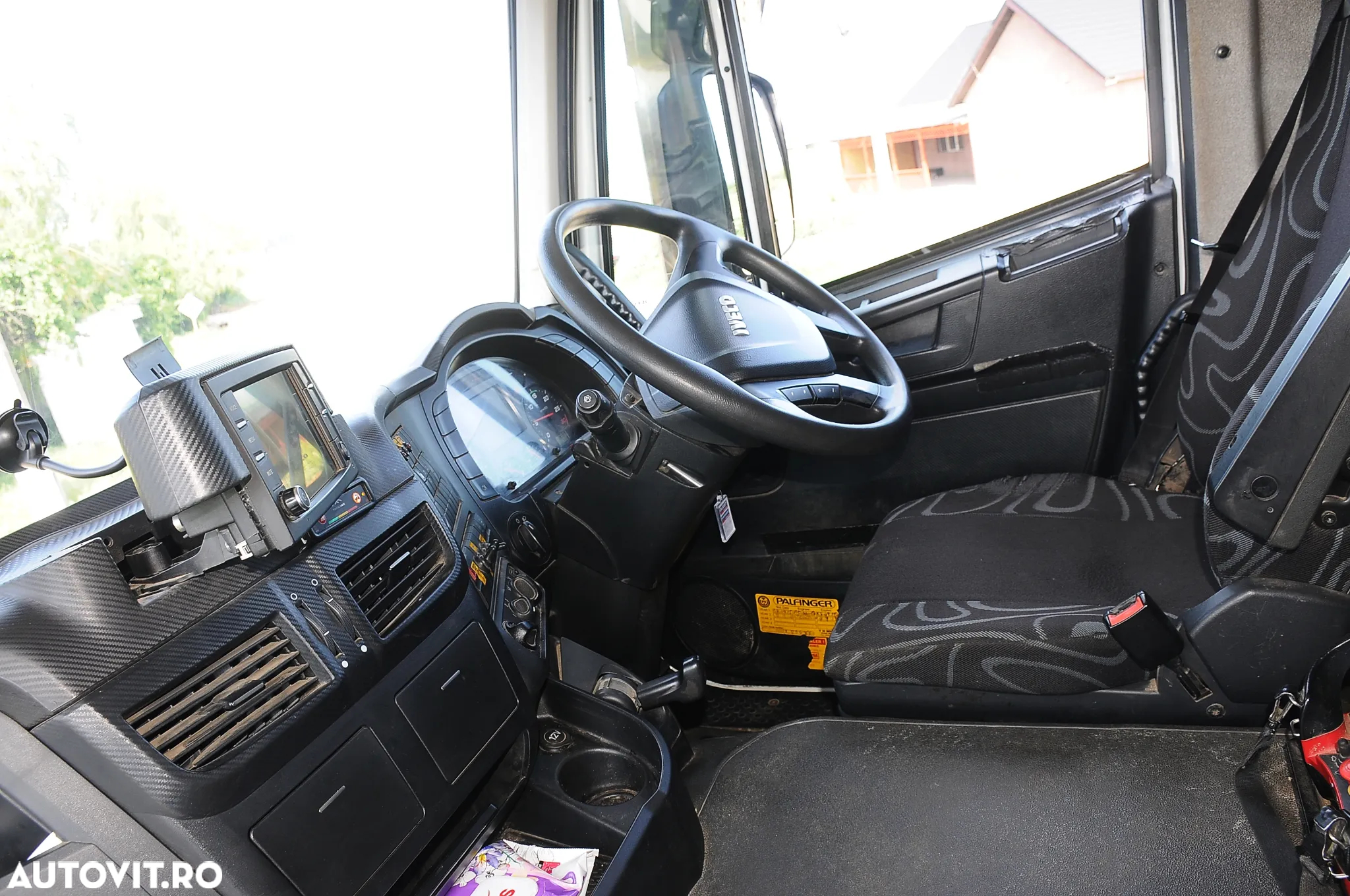 Iveco Stralis cu Macara Palfinger PK 13001-K - 9