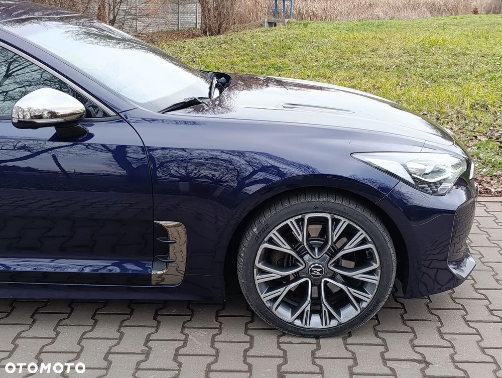 Kia Stinger 2.0 T-GDI GT Line - 23