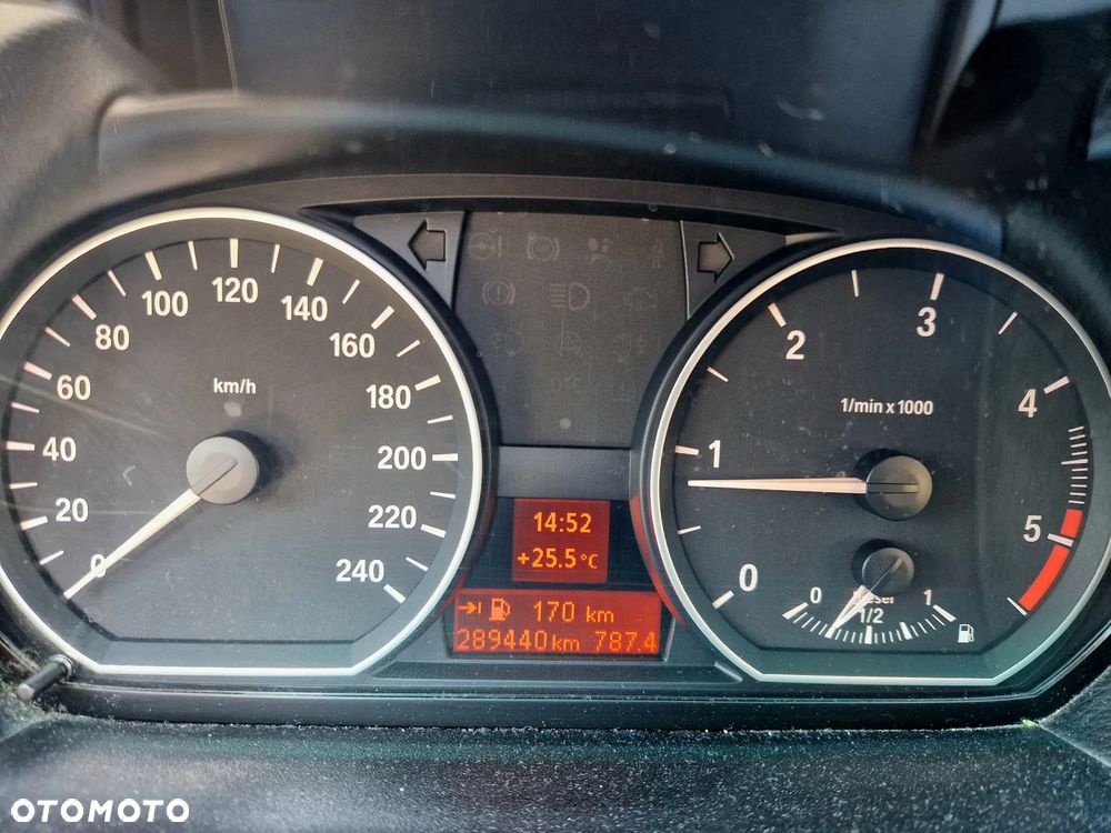 BMW Seria 1 118d - 22