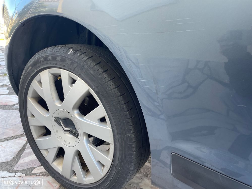 Citroën C4 1.6 16V VTR Pack - 2