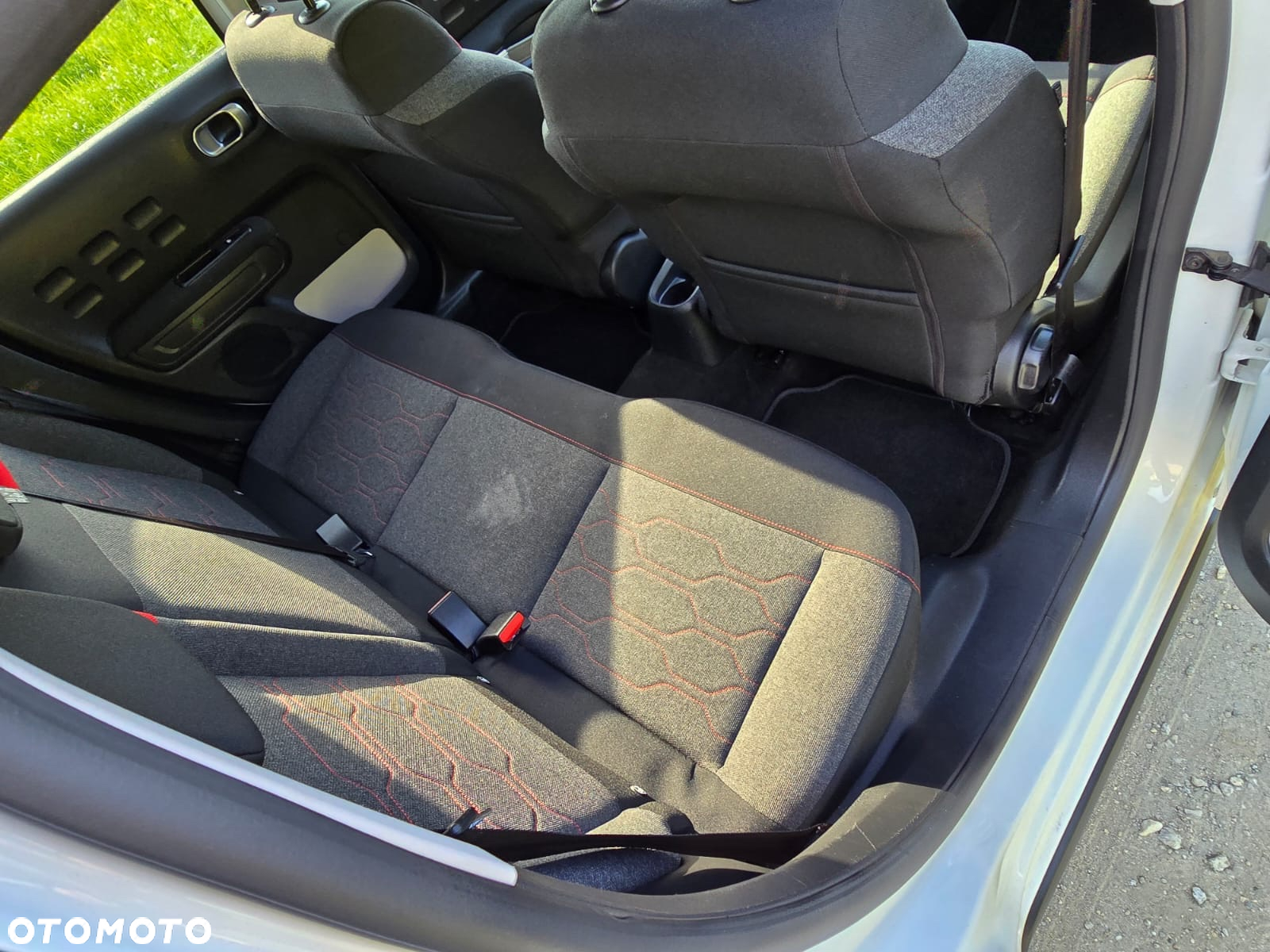 Citroën C3 1.2 PureTech Shine S&S - 15