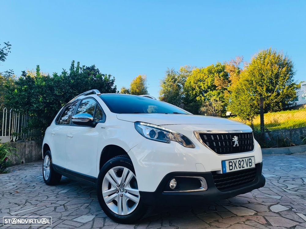 Peugeot 2008 1.2 PureTech Style - 3
