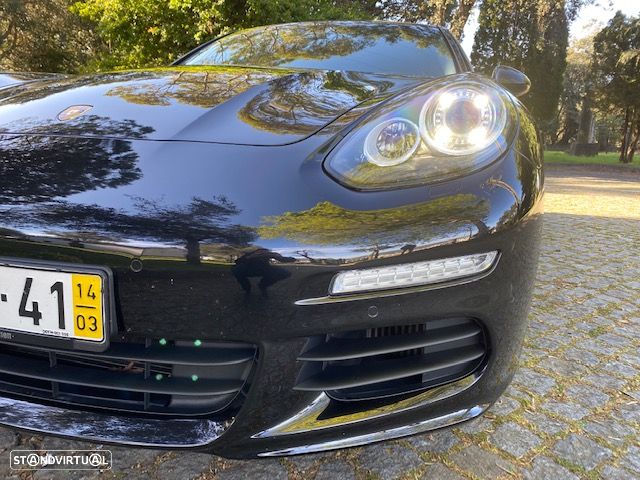Porsche Panamera 3.0 V6 - 6