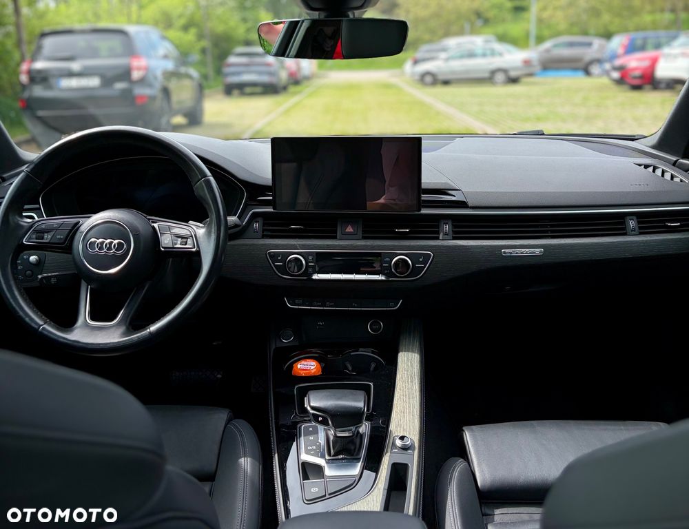 Audi A4 Limousine - 12