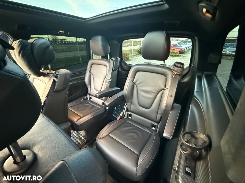 Mercedes-Benz V 300 d Lang 4Matic 9G-TRONIC Exclusive - 23