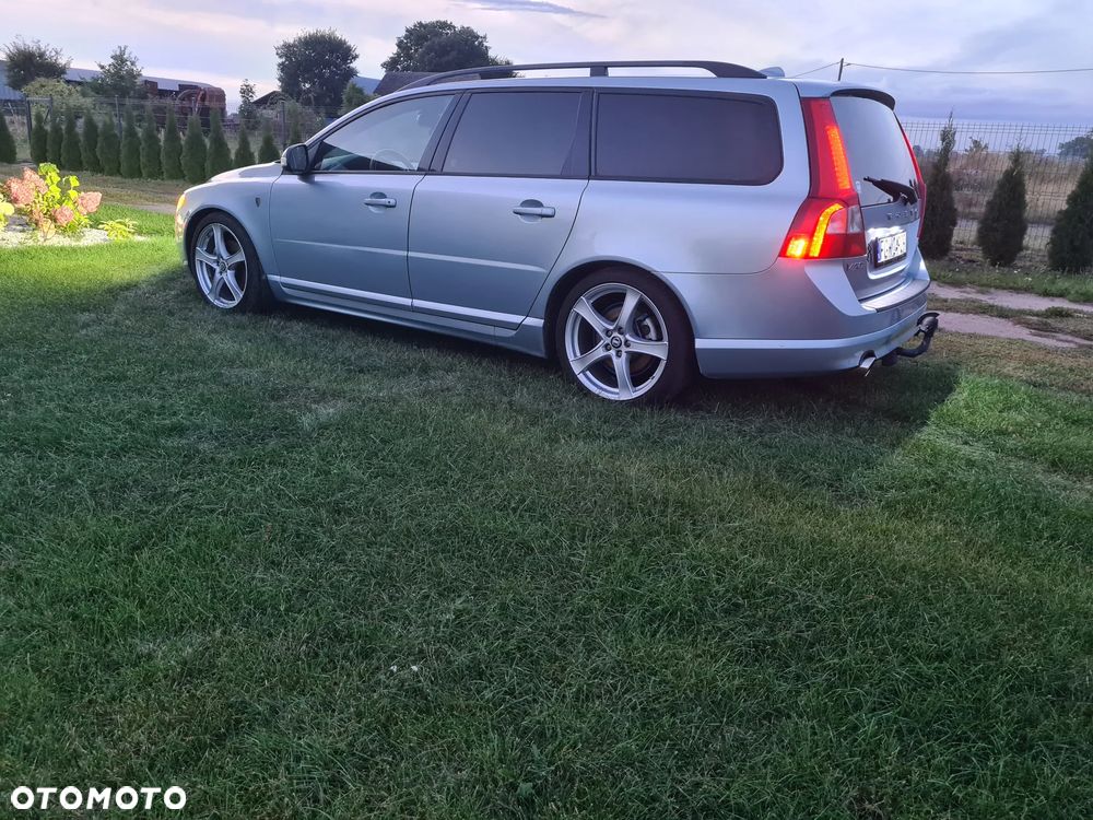 Volvo V70 - 1