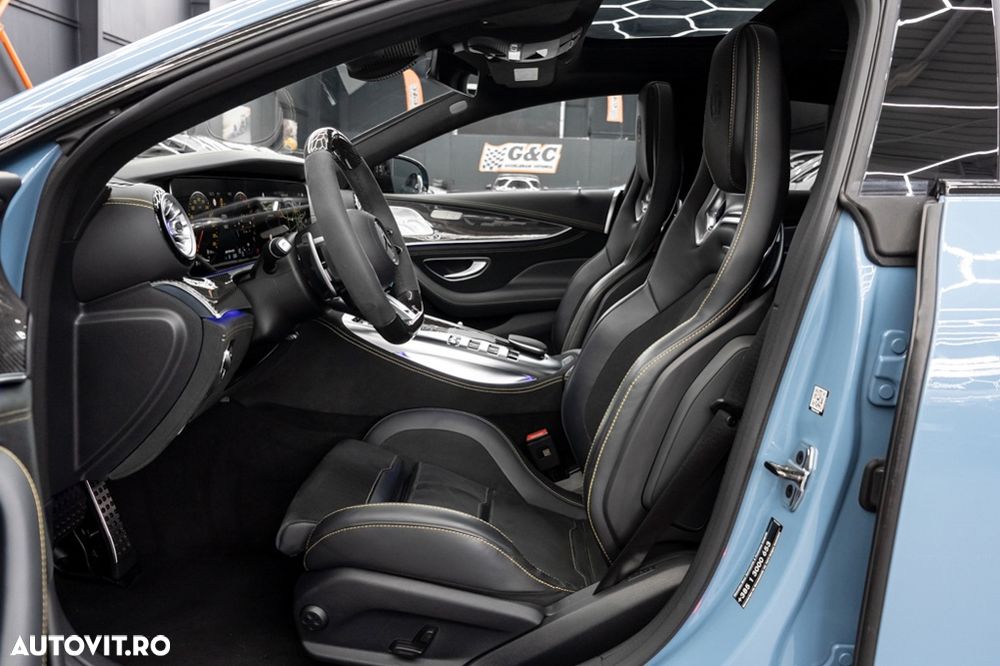 Mercedes-Benz AMG GT-S 63 4MATIC+ MHEV - 13