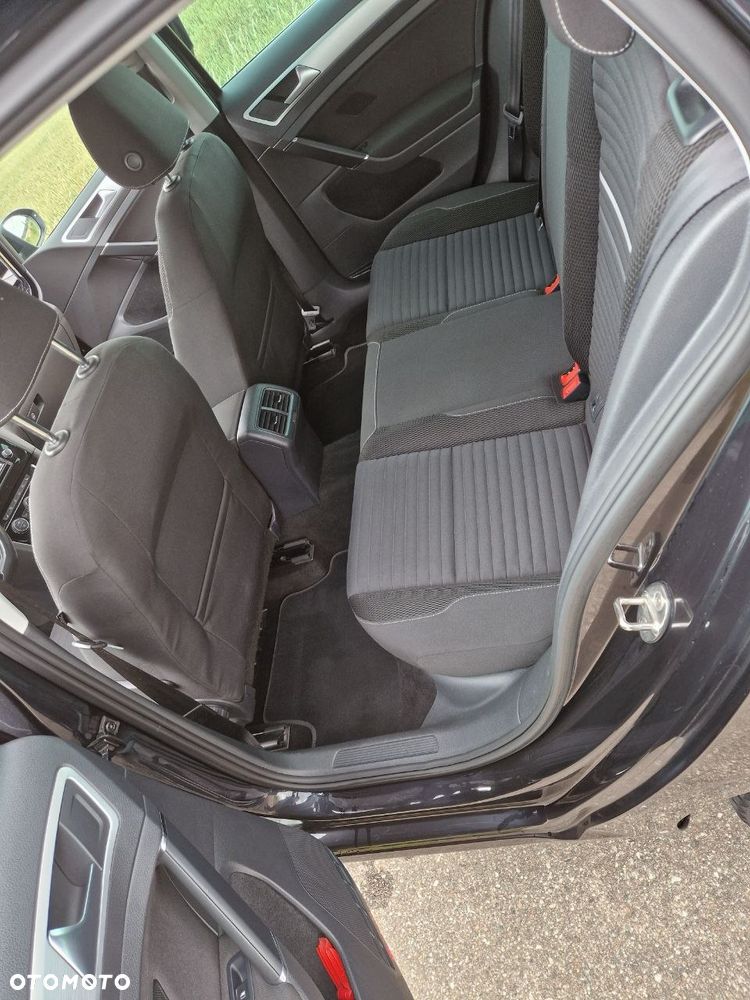 Volkswagen Golf 1.6 TDI Comfortline - 14